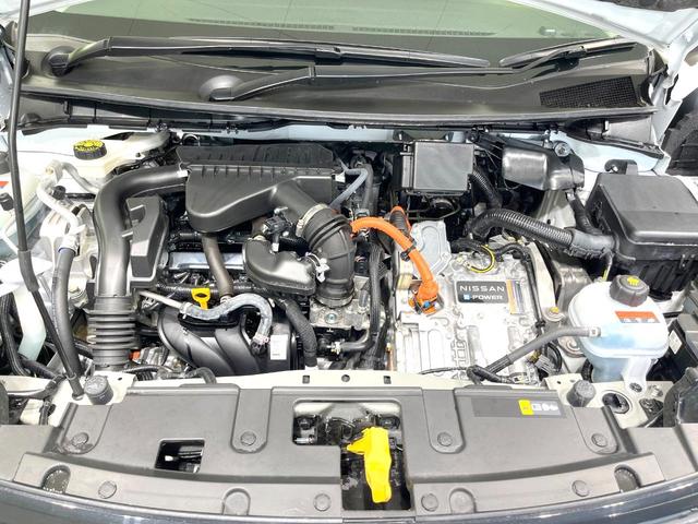 ノート Ｘ　禁煙車　後期　ＳＤナビ　全周囲カメラ　全方位運転支援システム　インテリジェントルームミラー　スマートキー　ＬＥＤヘッド　ＢＳＭ　ビルトインＥＴＣ　オートライト　オートエアコン　Ｂｌｕｅｔｏｏｔｈ（19枚目）