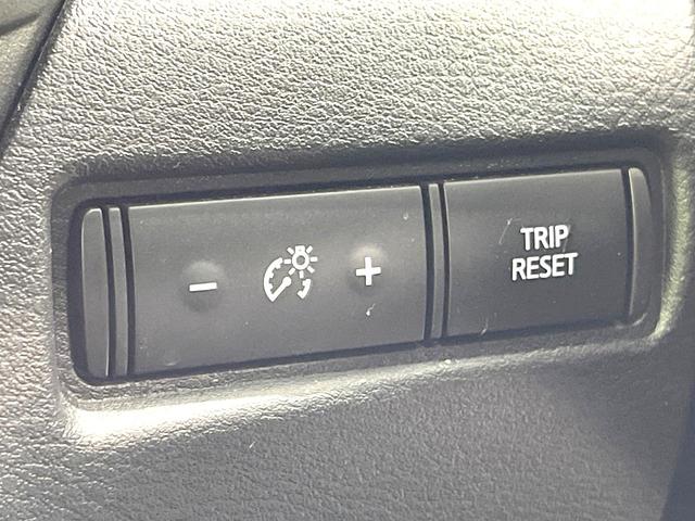 ノート Ｘ　禁煙車　後期　ＳＤナビ　全周囲カメラ　全方位運転支援システム　インテリジェントルームミラー　スマートキー　ＬＥＤヘッド　ＢＳＭ　ビルトインＥＴＣ　オートライト　オートエアコン　Ｂｌｕｅｔｏｏｔｈ（43枚目）