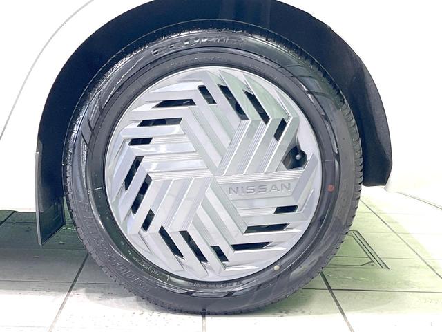 ノート Ｘ　禁煙車　後期　ＳＤナビ　全周囲カメラ　全方位運転支援システム　インテリジェントルームミラー　スマートキー　ＬＥＤヘッド　ＢＳＭ　ビルトインＥＴＣ　オートライト　オートエアコン　Ｂｌｕｅｔｏｏｔｈ（60枚目）