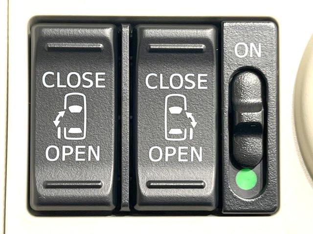 ムーヴキャンバス ＧメイクアップＶＳ　ＳＡＩＩＩ　禁煙車　両側電動ドア　純正ＳＤナビ　全周囲カメラ　衝突被害軽減システム　シートヒーター　ドラレコ　コーナーセンサー　スマートキー　ＬＥＤヘッド　オートハイビーム　オートライト　車線逸脱警報（3枚目）