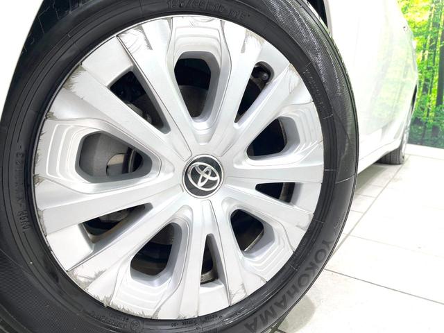 プリウス Ｓ　禁煙車　純正９型ＳＤナビ　バックカメラ　衝突被害軽減システム　レーダークルーズ　スマートキー　ＬＥＤヘッド　ＥＴＣ２．０　純正１５インチアルミ　オートハイビーム　オートライト　オートエアコン（13枚目）