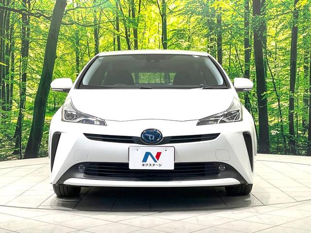 プリウス Ｓ　禁煙車　純正９型ＳＤナビ　バックカメラ　衝突被害軽減システム　レーダークルーズ　スマートキー　ＬＥＤヘッド　ＥＴＣ２．０　純正１５インチアルミ　オートハイビーム　オートライト　オートエアコン（14枚目）