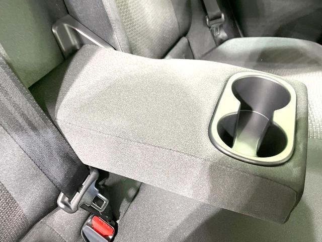 プリウス Ｓ　禁煙車　純正９型ＳＤナビ　バックカメラ　衝突被害軽減システム　レーダークルーズ　スマートキー　ＬＥＤヘッド　ＥＴＣ２．０　純正１５インチアルミ　オートハイビーム　オートライト　オートエアコン（45枚目）