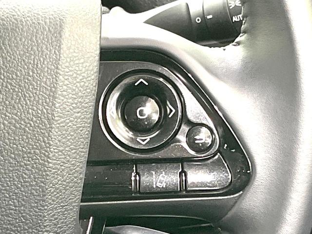 プリウス Ｓ　禁煙車　純正９型ＳＤナビ　バックカメラ　衝突被害軽減システム　レーダークルーズ　スマートキー　ＬＥＤヘッド　ＥＴＣ２．０　純正１５インチアルミ　オートハイビーム　オートライト　オートエアコン（49枚目）
