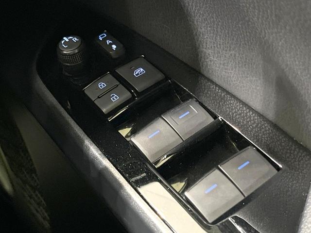 プリウス Ｓ　禁煙車　純正９型ＳＤナビ　バックカメラ　衝突被害軽減システム　レーダークルーズ　スマートキー　ＬＥＤヘッド　ＥＴＣ２．０　純正１５インチアルミ　オートハイビーム　オートライト　オートエアコン（60枚目）