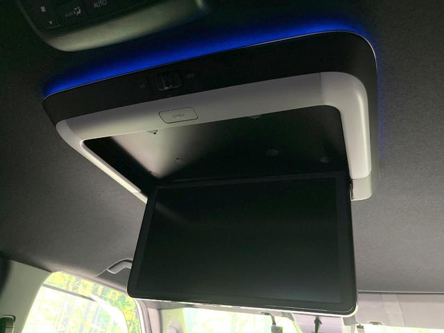 ステップワゴン ｅ：ＨＥＶスパーダ　禁煙車　両側電動ドア　後席モニター　純正１１．４型ナビ　バックカメラ　衝突被害軽減システム　レーダークルーズ　ＢＳＭ　電動リアゲート　ハーフレザー　前席シートヒーター　ドラレコ　コーナーセンサー（3枚目）