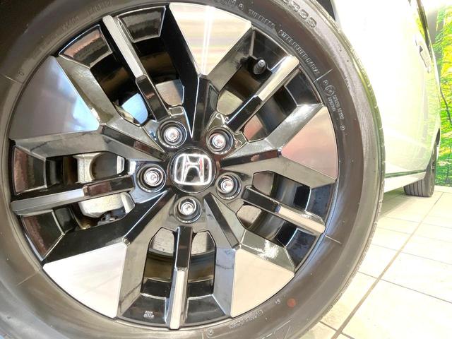 ステップワゴン ｅ：ＨＥＶスパーダ　禁煙車　両側電動ドア　後席モニター　純正１１．４型ナビ　バックカメラ　衝突被害軽減システム　レーダークルーズ　ＢＳＭ　電動リアゲート　ハーフレザー　前席シートヒーター　ドラレコ　コーナーセンサー（14枚目）