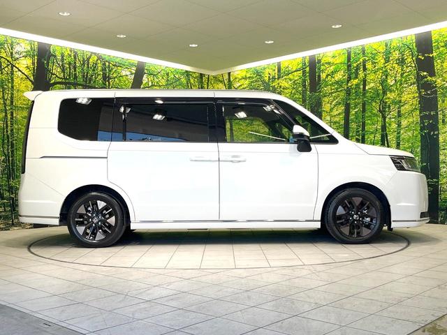 ステップワゴン ｅ：ＨＥＶスパーダ　禁煙車　両側電動ドア　後席モニター　純正１１．４型ナビ　バックカメラ　衝突被害軽減システム　レーダークルーズ　ＢＳＭ　電動リアゲート　ハーフレザー　前席シートヒーター　ドラレコ　コーナーセンサー（27枚目）