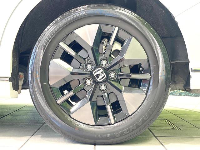 ステップワゴン ｅ：ＨＥＶスパーダ　禁煙車　両側電動ドア　後席モニター　純正１１．４型ナビ　バックカメラ　衝突被害軽減システム　レーダークルーズ　ＢＳＭ　電動リアゲート　ハーフレザー　前席シートヒーター　ドラレコ　コーナーセンサー（30枚目）