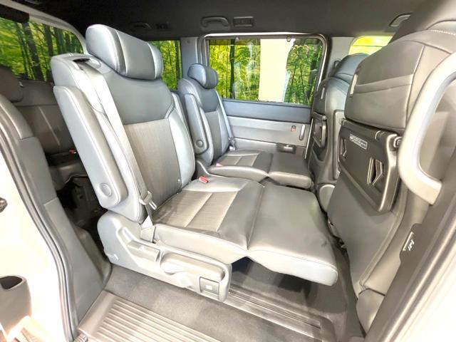 ステップワゴン ｅ：ＨＥＶスパーダ　禁煙車　両側電動ドア　後席モニター　純正１１．４型ナビ　バックカメラ　衝突被害軽減システム　レーダークルーズ　ＢＳＭ　電動リアゲート　ハーフレザー　前席シートヒーター　ドラレコ　コーナーセンサー（43枚目）