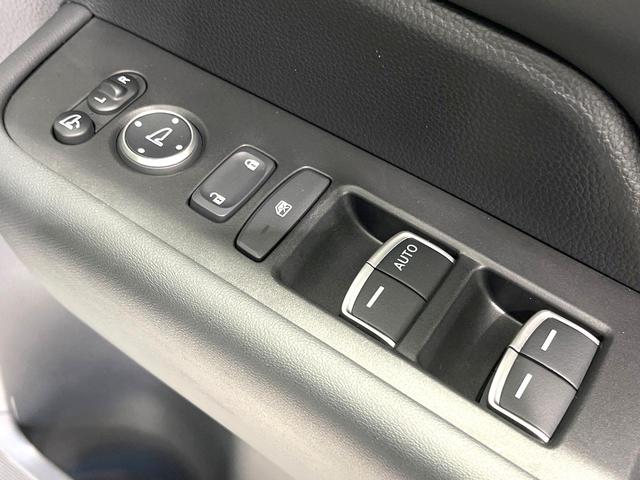 ステップワゴン ｅ：ＨＥＶスパーダ　禁煙車　両側電動ドア　後席モニター　純正１１．４型ナビ　バックカメラ　衝突被害軽減システム　レーダークルーズ　ＢＳＭ　電動リアゲート　ハーフレザー　前席シートヒーター　ドラレコ　コーナーセンサー（54枚目）