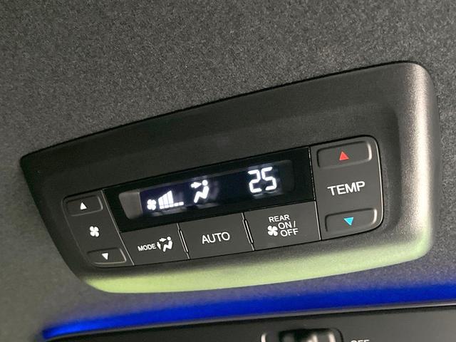 ステップワゴン ｅ：ＨＥＶスパーダ　禁煙車　両側電動ドア　後席モニター　純正１１．４型ナビ　バックカメラ　衝突被害軽減システム　レーダークルーズ　ＢＳＭ　電動リアゲート　ハーフレザー　前席シートヒーター　ドラレコ　コーナーセンサー（74枚目）