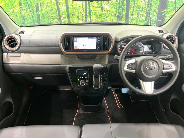 パッソ モーダ　チャーム　純正ＳＤナビ　全周囲カメラ　衝突被害軽減システム　禁煙車　ハーフレザーシート　シートヒーター　ドラレコ　コーナーセンサー　スマートキー　ＬＥＤヘッド　ビルトインＥＴＣ　オートハイビーム　オートライト（2枚目）