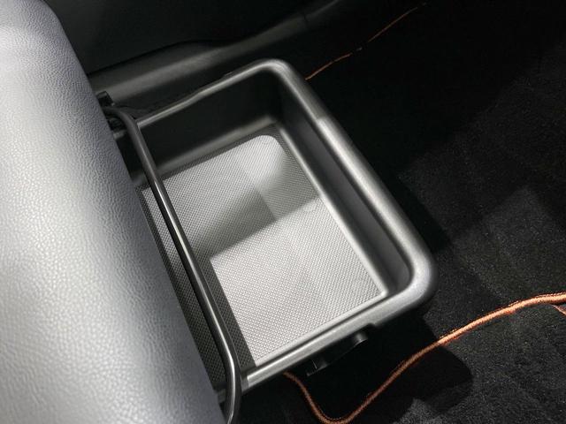 パッソ モーダ　チャーム　純正ＳＤナビ　全周囲カメラ　衝突被害軽減システム　禁煙車　ハーフレザーシート　シートヒーター　ドラレコ　コーナーセンサー　スマートキー　ＬＥＤヘッド　ビルトインＥＴＣ　オートハイビーム　オートライト（36枚目）