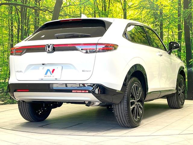 ヴェゼル ｅ：ＨＥＶ　Ｚ　登録済未使用車　純正８型ナビ　全周囲カメラ　衝突被害軽減システム　レーダークルーズ　ＢＳＭ　電動リアゲート　ハーフレザー　前席シートヒーター　ＬＥＤヘッド　ビルトインＥＴＣ　純正１８インチＡＷ（17枚目）