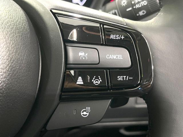 ヴェゼル ｅ：ＨＥＶ　Ｚ　登録済未使用車　純正８型ナビ　全周囲カメラ　衝突被害軽減システム　レーダークルーズ　ＢＳＭ　電動リアゲート　ハーフレザー　前席シートヒーター　ＬＥＤヘッド　ビルトインＥＴＣ　純正１８インチＡＷ（32枚目）