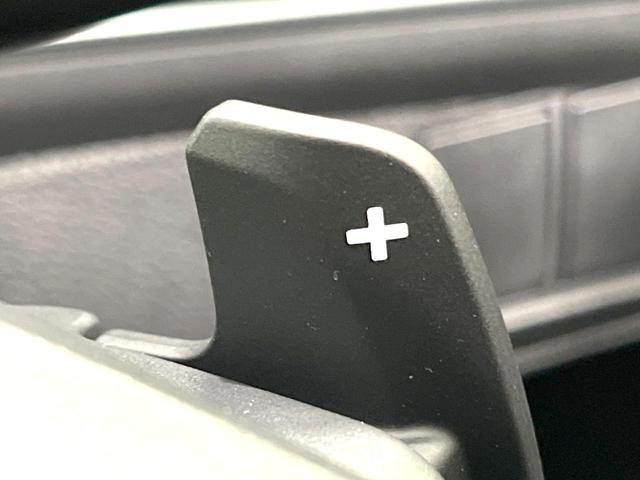 ヴェゼル ｅ：ＨＥＶ　Ｚ　登録済未使用車　純正８型ナビ　全周囲カメラ　衝突被害軽減システム　レーダークルーズ　ＢＳＭ　電動リアゲート　ハーフレザー　前席シートヒーター　ＬＥＤヘッド　ビルトインＥＴＣ　純正１８インチＡＷ（67枚目）