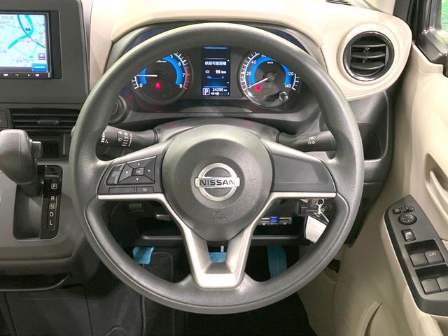 デイズ S 禁煙車 SDナビ 衝突被害軽減ブレーキ アイドリングストップ ETC ドライブレコーダー Bluetooth接続 オートライト 電動格納ミラー パワーウィンドウ パワーステアリング ドアバイザー(12枚目)