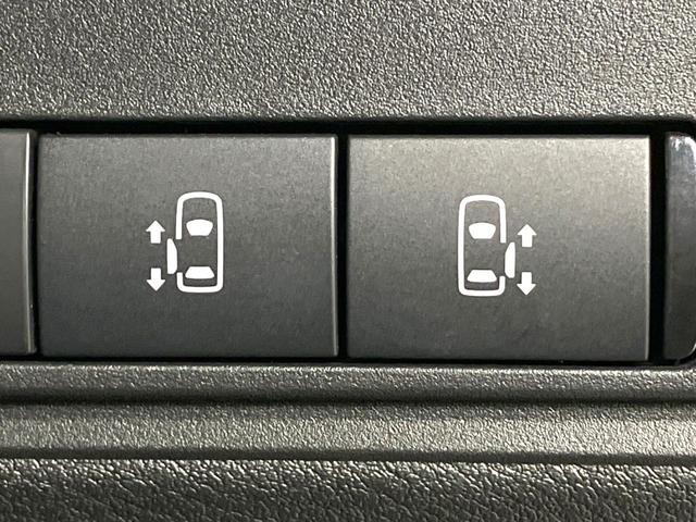 セレナ ｅ－パワー　ハイウェイスターＶ　９０周年記念車　禁煙車　特別使用車　ツートンカラー　純正１２．３型ナビ　全周囲カメラ　デジタルインナーミラー　プロパイロット　合皮シート　全席シートヒーター　衝突被害軽減ブレーキ　オートエアコン　ＬＥＤヘッドライト（7枚目）