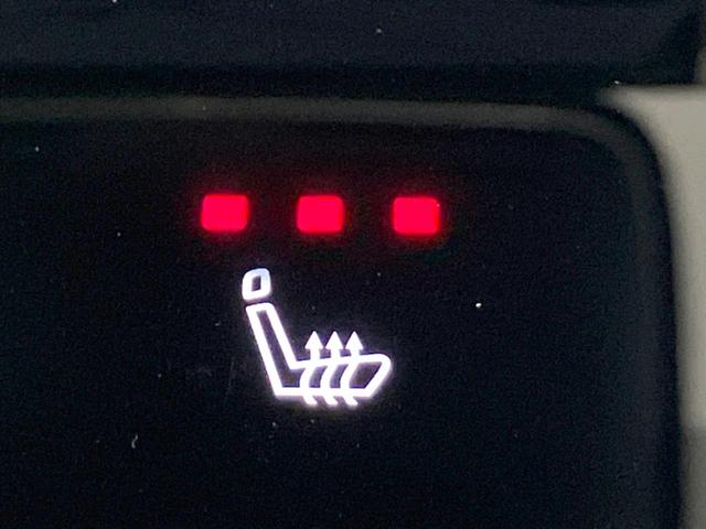 セレナ ｅ－パワー　ハイウェイスターＶ　９０周年記念車　禁煙車　特別使用車　ツートンカラー　純正１２．３型ナビ　全周囲カメラ　デジタルインナーミラー　プロパイロット　合皮シート　全席シートヒーター　衝突被害軽減ブレーキ　オートエアコン　ＬＥＤヘッドライト（35枚目）