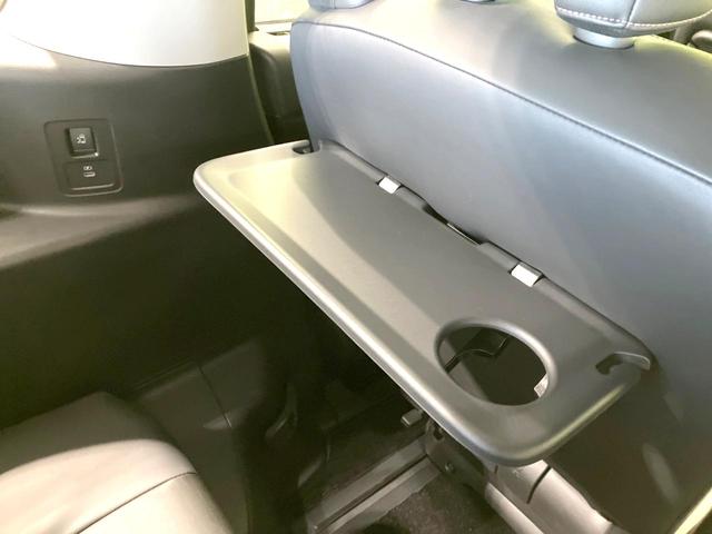 セレナ ｅ－パワー　ハイウェイスターＶ　９０周年記念車　禁煙車　特別使用車　ツートンカラー　純正１２．３型ナビ　全周囲カメラ　デジタルインナーミラー　プロパイロット　合皮シート　全席シートヒーター　衝突被害軽減ブレーキ　オートエアコン　ＬＥＤヘッドライト（46枚目）