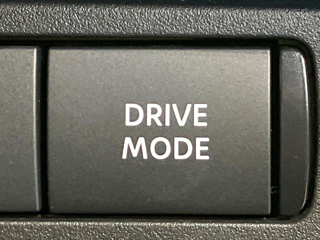 セレナ ｅ－パワー　ハイウェイスターＶ　９０周年記念車　禁煙車　特別使用車　ツートンカラー　純正１２．３型ナビ　全周囲カメラ　デジタルインナーミラー　プロパイロット　合皮シート　全席シートヒーター　衝突被害軽減ブレーキ　オートエアコン　ＬＥＤヘッドライト（56枚目）