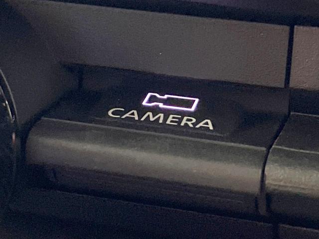 セレナ ｅ－パワー　ハイウェイスターＶ　９０周年記念車　禁煙車　特別使用車　ツートンカラー　純正１２．３型ナビ　全周囲カメラ　デジタルインナーミラー　プロパイロット　合皮シート　全席シートヒーター　衝突被害軽減ブレーキ　オートエアコン　ＬＥＤヘッドライト（65枚目）