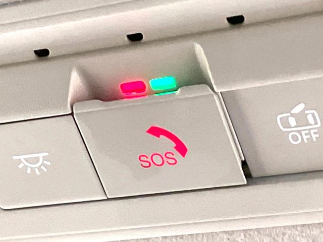 セレナ ｅ－パワー　ハイウェイスターＶ　９０周年記念車　禁煙車　特別使用車　ツートンカラー　純正１２．３型ナビ　全周囲カメラ　デジタルインナーミラー　プロパイロット　合皮シート　全席シートヒーター　衝突被害軽減ブレーキ　オートエアコン　ＬＥＤヘッドライト（66枚目）