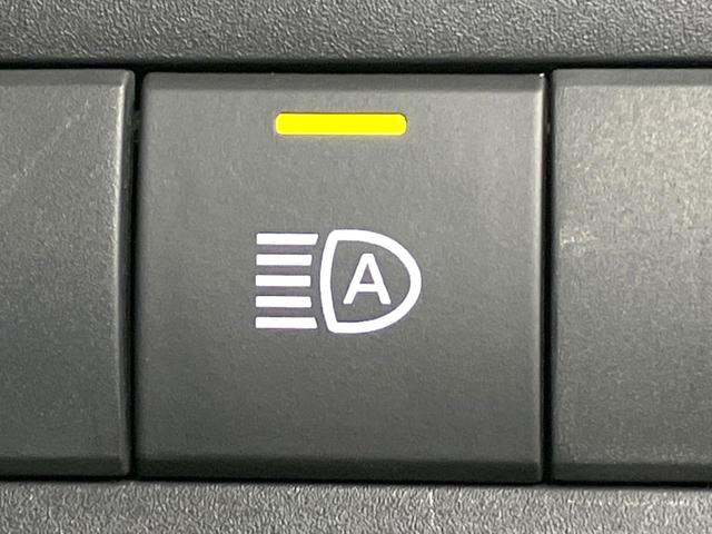 アクア Ｇ　禁煙車　純正１０．５型ディスプレイオーディオ　バックカメラ　１００Ｖ電源　衝突被害軽減システム　レーダークルーズ　ドラレコ　コーナーセンサー　スマートキー　ＬＥＤヘッド　ビルトインＥＴＣ　オートライト（27枚目）