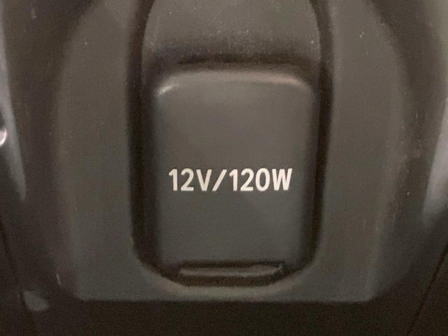 アクア Ｇ　禁煙車　純正１０．５型ディスプレイオーディオ　バックカメラ　１００Ｖ電源　衝突被害軽減システム　レーダークルーズ　ドラレコ　コーナーセンサー　スマートキー　ＬＥＤヘッド　ビルトインＥＴＣ　オートライト（36枚目）