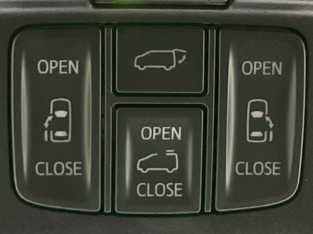 アルファード ２．５Ｓ　Ｃパッケージ　禁煙車　サンルーフ　デジタルインナーミラー　純正９型ディスプレイオ　バックカメラ　パワーバックドア　両側パワースライドドア　前席パワーシート　前席シートクーラー　衝突被害軽減ブレーキ　レーダークルーズ（4枚目）