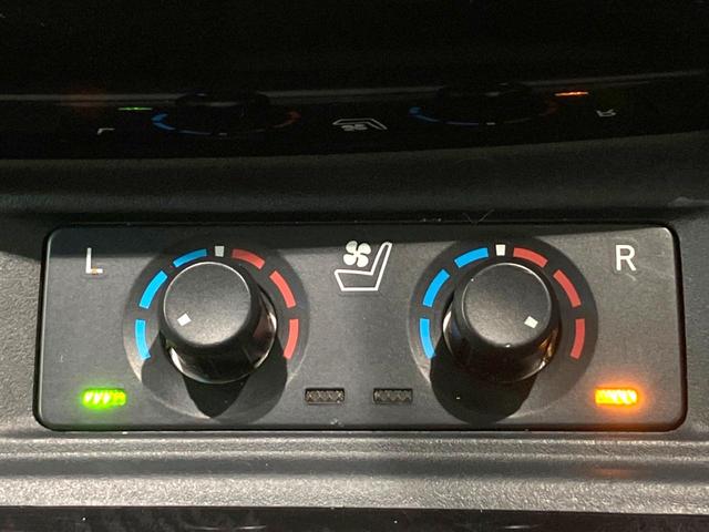 アルファード ２．５Ｓ　Ｃパッケージ　禁煙車　サンルーフ　デジタルインナーミラー　純正９型ディスプレイオ　バックカメラ　パワーバックドア　両側パワースライドドア　前席パワーシート　前席シートクーラー　衝突被害軽減ブレーキ　レーダークルーズ（5枚目）