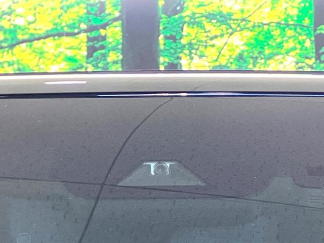 アルファード ２．５Ｓ　Ｃパッケージ　禁煙車　サンルーフ　デジタルインナーミラー　純正９型ディスプレイオ　バックカメラ　パワーバックドア　両側パワースライドドア　前席パワーシート　前席シートクーラー　衝突被害軽減ブレーキ　レーダークルーズ（9枚目）