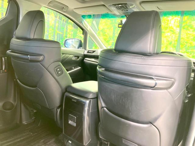 アルファード ２．５Ｓ　Ｃパッケージ　禁煙車　サンルーフ　デジタルインナーミラー　純正９型ディスプレイオ　バックカメラ　パワーバックドア　両側パワースライドドア　前席パワーシート　前席シートクーラー　衝突被害軽減ブレーキ　レーダークルーズ（32枚目）