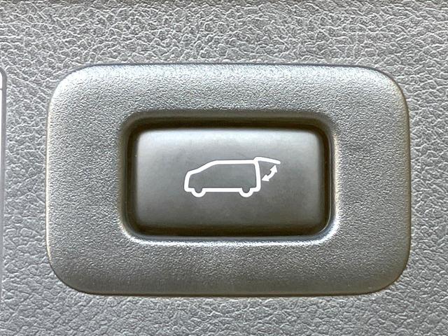 アルファード ２．５Ｓ　Ｃパッケージ　禁煙車　サンルーフ　デジタルインナーミラー　純正９型ディスプレイオ　バックカメラ　パワーバックドア　両側パワースライドドア　前席パワーシート　前席シートクーラー　衝突被害軽減ブレーキ　レーダークルーズ（41枚目）