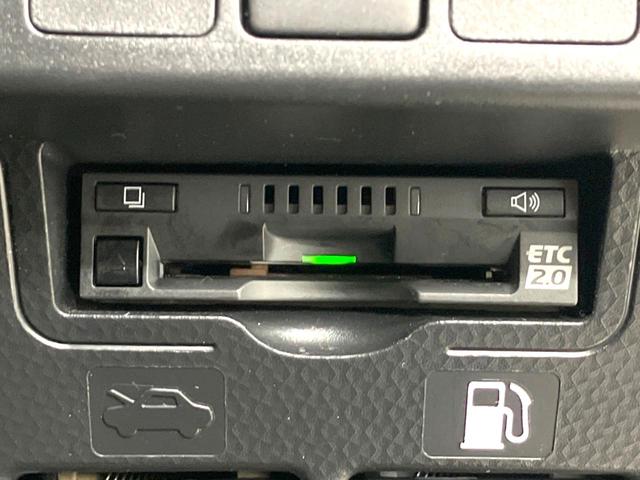 ルーミー カスタムＧ　禁煙車　両側パワスラ　純正９インチディスプレイオーディオ　全周囲カメラ　スマートアシスト　レーダークルーズコントロール　ドラレコ　ＥＴＣ　ＬＥＤヘッド　ロールサンシェード　オートライト　オートエアコン（31枚目）