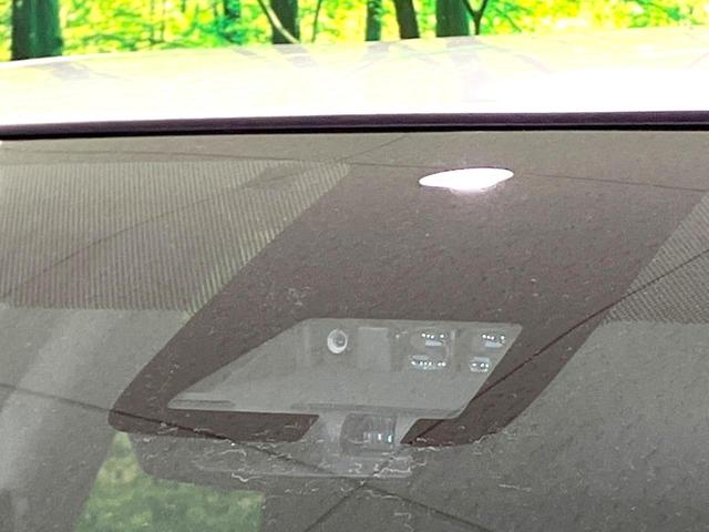 アクア Ｓ　禁煙車　後期　純正ＳＤナビ　バックカメラ　衝突被害軽減ブレーキ　車線逸脱警報　Ｂｌｕｅｔｏｏｔｈ接続　オートエアコン　オートライト　ＥＴＣ　電動格納ミラー　パワーウィンドウ　スマートキー（5枚目）