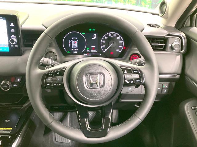 ヴェゼル ｅ：ＨＥＶ　Ｚ　登録済未使用車　９インチコネクトナビ　全周囲カメラ　衝突被害軽減システム　電動リアゲート　ハーフレザーシート　コーナーセンサー　スマートキー　ＬＥＤヘッド　ＥＴＣ２．０　純正１８インチアルミ（11枚目）