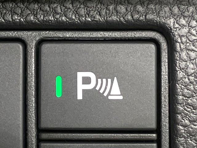 ヴェゼル ｅ：ＨＥＶ　Ｚ　登録済未使用車　９インチコネクトナビ　全周囲カメラ　衝突被害軽減システム　電動リアゲート　ハーフレザーシート　コーナーセンサー　スマートキー　ＬＥＤヘッド　ＥＴＣ２．０　純正１８インチアルミ（31枚目）