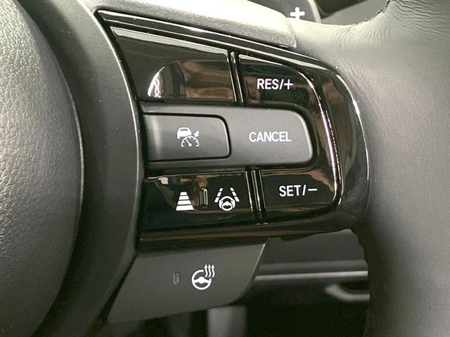 ヴェゼル ｅ：ＨＥＶ　Ｚ　登録済未使用車　９インチコネクトナビ　全周囲カメラ　衝突被害軽減システム　電動リアゲート　ハーフレザーシート　コーナーセンサー　スマートキー　ＬＥＤヘッド　ＥＴＣ２．０　純正１８インチアルミ（42枚目）