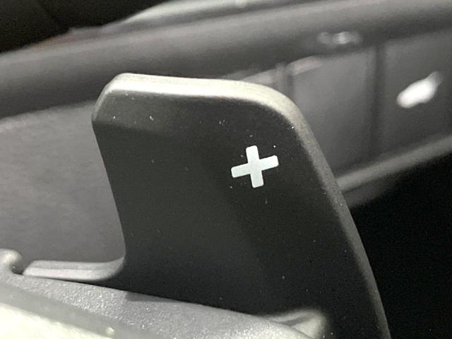 ヴェゼル ｅ：ＨＥＶ　Ｚ　登録済未使用車　９インチコネクトナビ　全周囲カメラ　衝突被害軽減システム　電動リアゲート　ハーフレザーシート　コーナーセンサー　スマートキー　ＬＥＤヘッド　ＥＴＣ２．０　純正１８インチアルミ（46枚目）