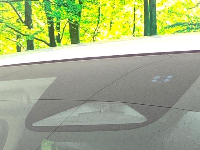 ヴェゼル ｅ：ＨＥＶ　Ｚ　登録済未使用車　９インチコネクトナビ　全周囲カメラ　衝突被害軽減システム　電動リアゲート　ハーフレザーシート　コーナーセンサー　スマートキー　ＬＥＤヘッド　ＥＴＣ２．０　純正１８インチアルミ（55枚目）