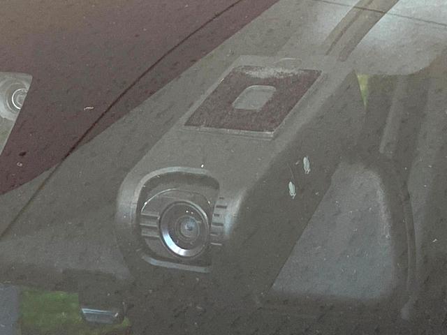 パッソ モーダ　禁煙車　純正ＳＤナビ　バックカメラ　衝突被害軽減システム　ドラレコ　スマートキー　ＬＥＤヘッドランプ　ビルトインＥＴＣ　オートハイビーム　オートライト　オートエアコン　Ｂｌｕｅｔｏｏｔｈ（7枚目）