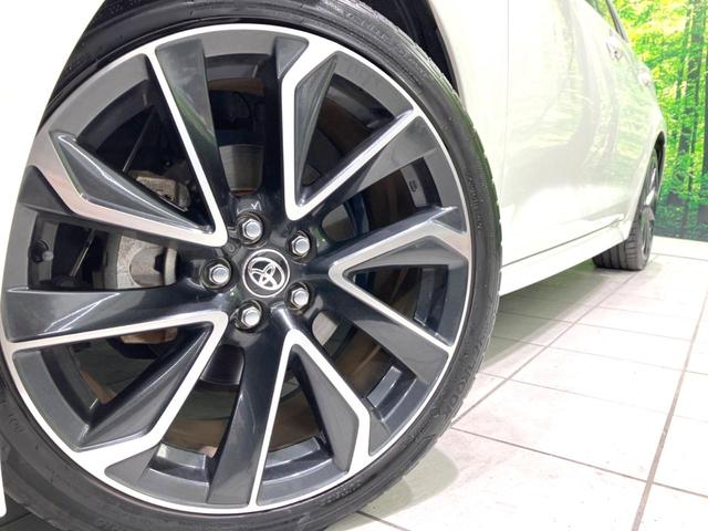 カローラスポーツ ハイブリッドＧ　Ｚ　禁煙車　ＳＤナビ　バックカメラ　衝突被害軽減ブレーキ　レーダークルーズコントロール　前席シートヒーター　フルセグＴＶ　Ｂｌｕｅｔｏｏｔｈ接続　ＥＴＣ　オートエアコン　ＬＥＤヘッドライト　スマートキー（15枚目）