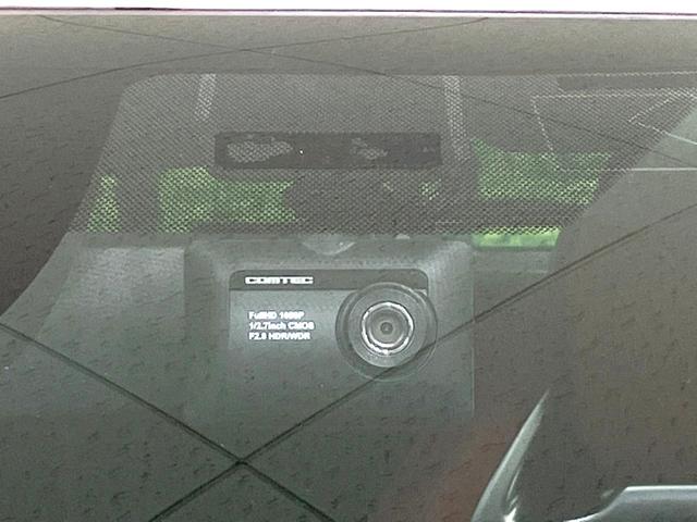 カローラスポーツ ハイブリッドＧ　Ｚ　禁煙車　ＳＤナビ　バックカメラ　衝突被害軽減ブレーキ　レーダークルーズコントロール　前席シートヒーター　フルセグＴＶ　Ｂｌｕｅｔｏｏｔｈ接続　ＥＴＣ　オートエアコン　ＬＥＤヘッドライト　スマートキー（53枚目）