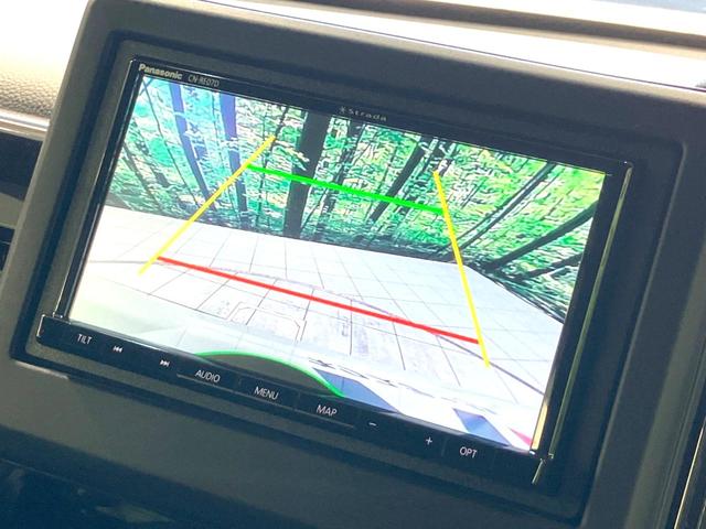 N-BOXカスタム Lターボ 両側電動ドア SDナビ バックカメラ 衝突被害軽減システム 禁煙車 ハーフレザーシート ドラレコ コーナーセンサー スマートキー LEDヘッド ビルトインETC 純正15インチアルミ 車線逸脱警報(4枚目)
