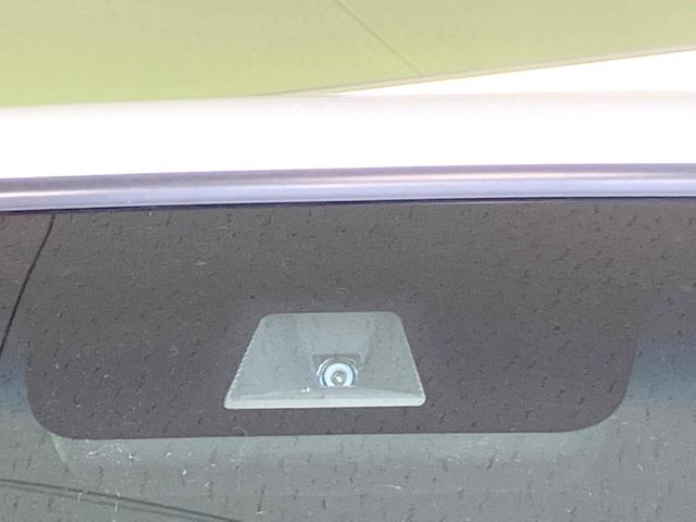 N-BOXカスタム Lターボ 両側電動ドア SDナビ バックカメラ 衝突被害軽減システム 禁煙車 ハーフレザーシート ドラレコ コーナーセンサー スマートキー LEDヘッド ビルトインETC 純正15インチアルミ 車線逸脱警報(5枚目)