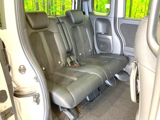 N-BOXカスタム Lターボ 両側電動ドア SDナビ バックカメラ 衝突被害軽減システム 禁煙車 ハーフレザーシート ドラレコ コーナーセンサー スマートキー LEDヘッド ビルトインETC 純正15インチアルミ 車線逸脱警報(10枚目)