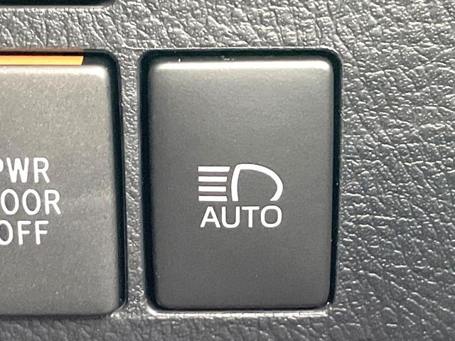 ヴェルファイア 2.5Z Gエディション 禁煙車 後期 サンルーフ TRDフルエアロ ALPINE11型ナビ バックカメラ 前席シートクーラー 前席パワーシート パワーバックドア 両側電動ドア 衝突被害軽減ブレーキ レーダークルーズ(42枚目)