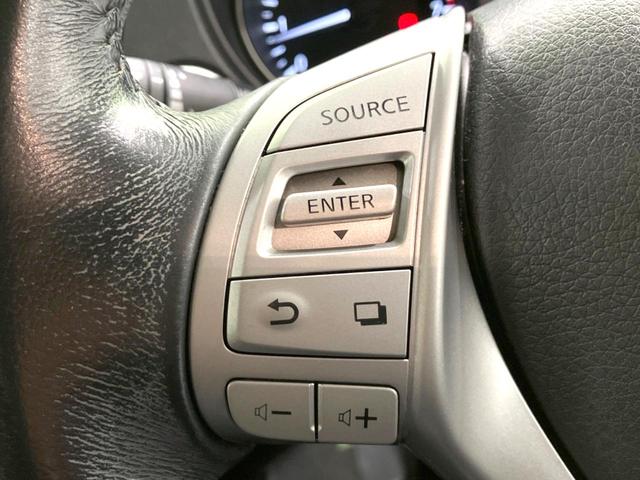 エクストレイル ２０Ｘ　禁煙車　４ＷＤ　ガラスルーフ　純正ナビ　全周囲カメラ　シートヒーター　ＬＥＤヘッドライト　ＥＴＣ　ダウンヒルアシスト　デュアルエアコン　オートエアコン　オートライト　アイドリングストップ（53枚目）